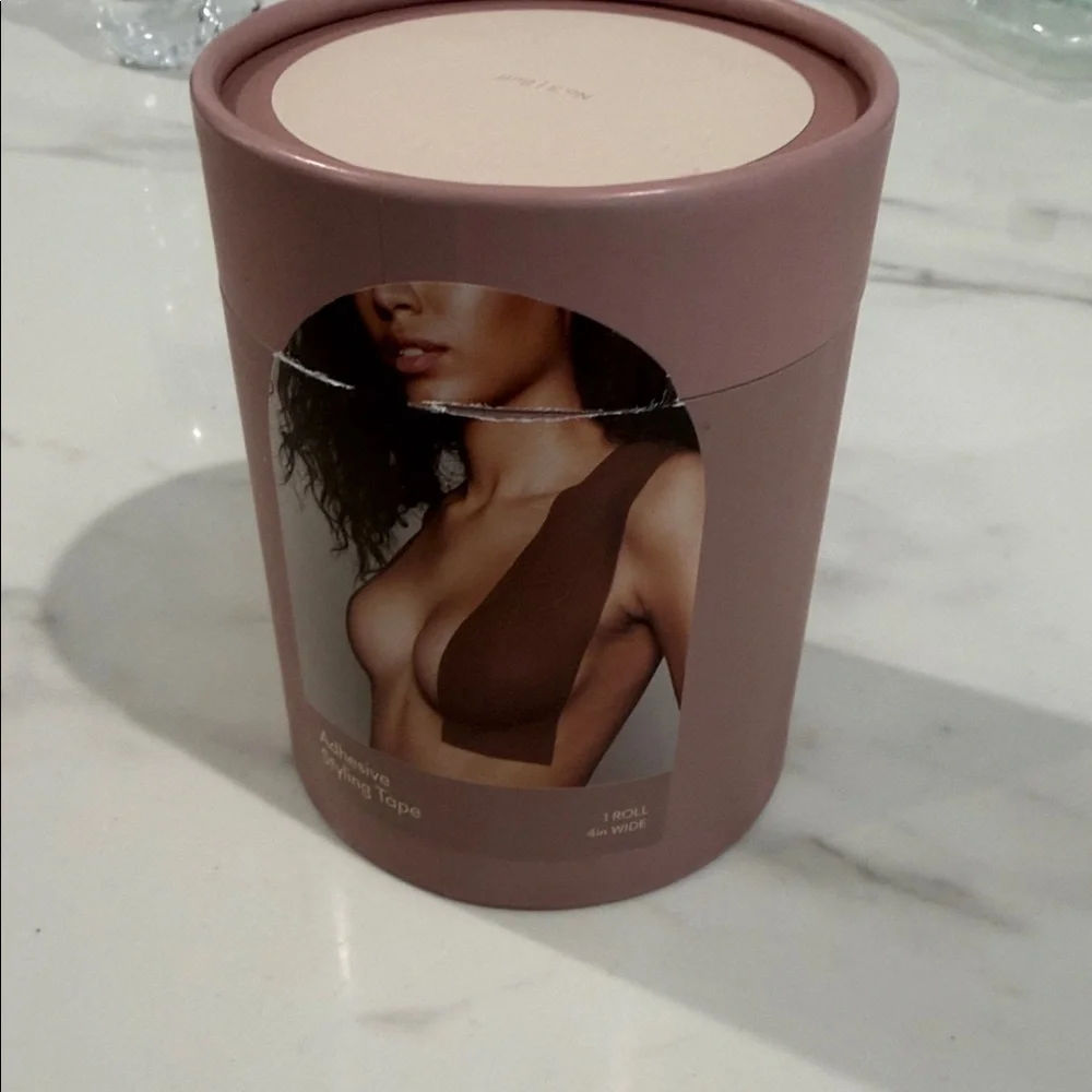 Adhesive Body Bra Tape in cream - Picture 1 of 4